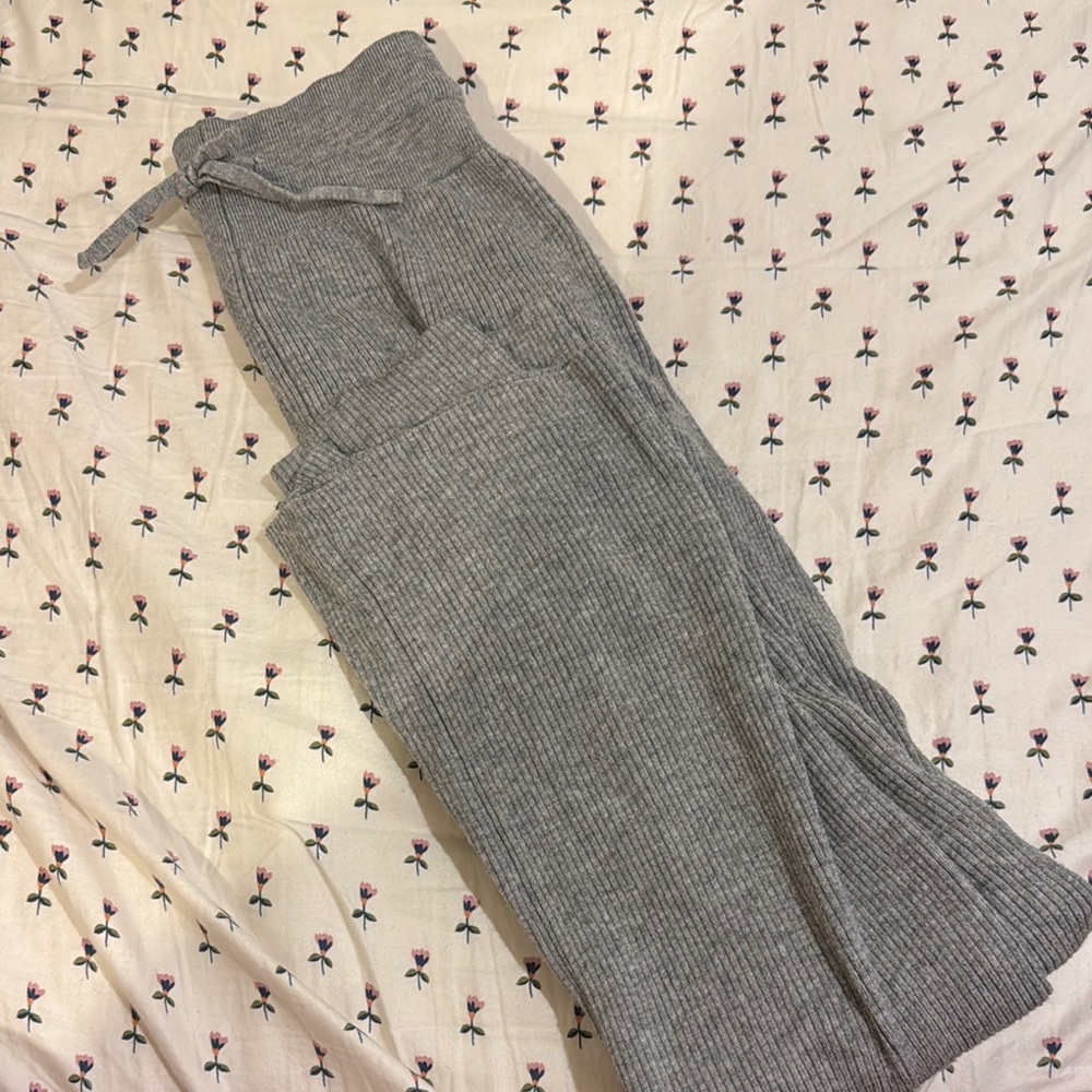 Uniqlo Gray Ribbed Knit Pants